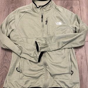 North Face - like new - men’s large